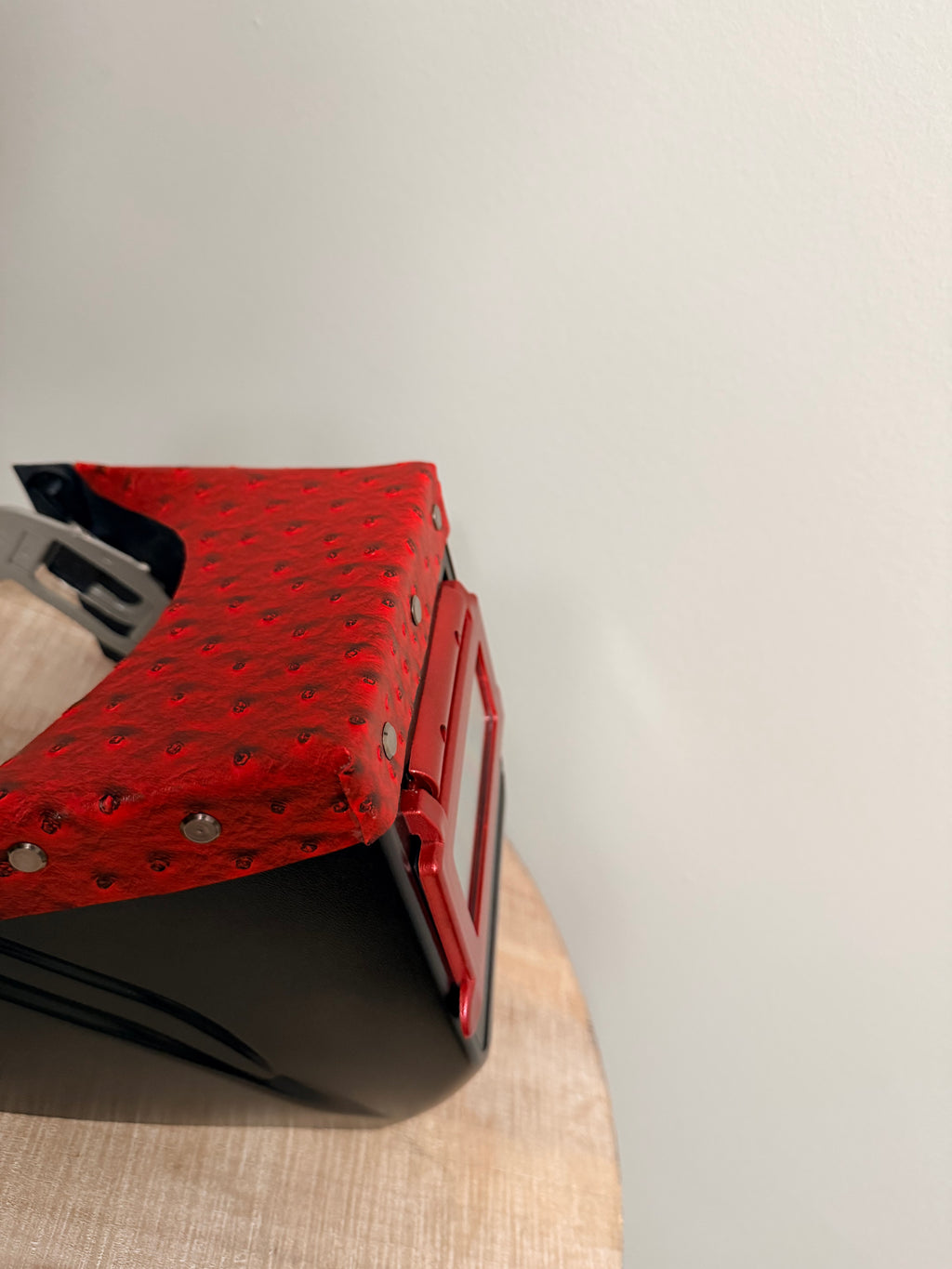 Black Hood, MTL. Red Flip, Red Ostrich