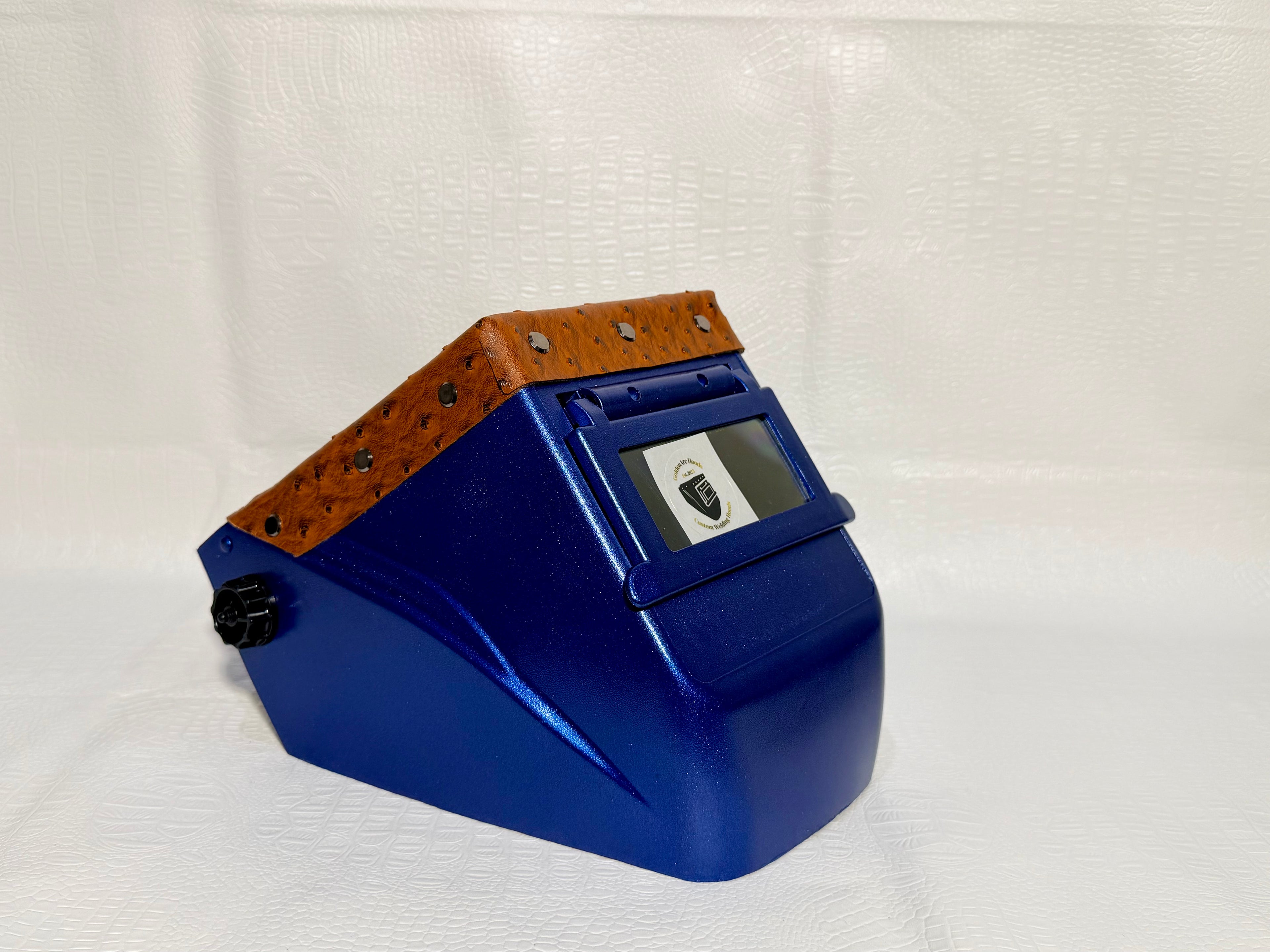 MTL. Blue hood, MTL. Blue flip with Conac Ostrich