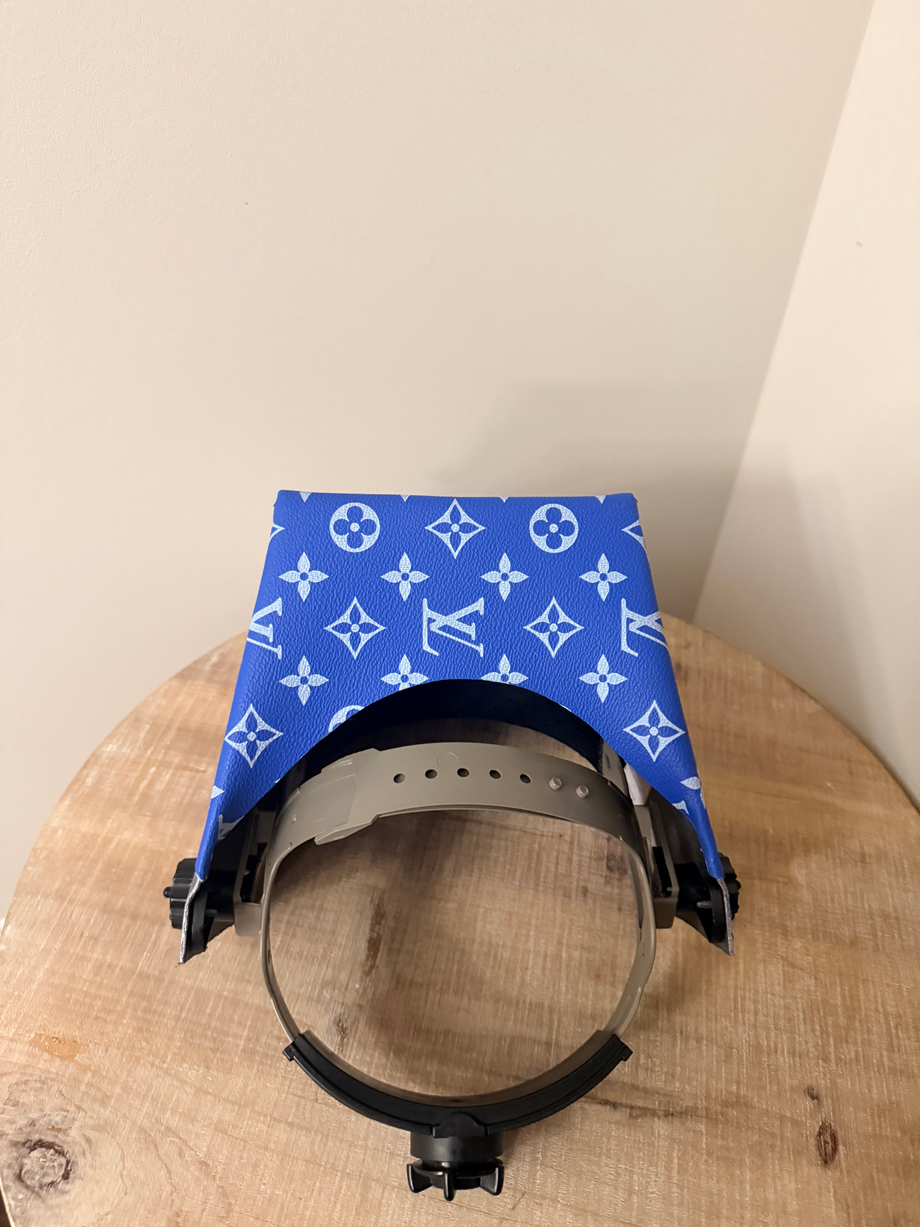 MTL. Silver Hood, MTL. Blue Flip with Blue & White LV