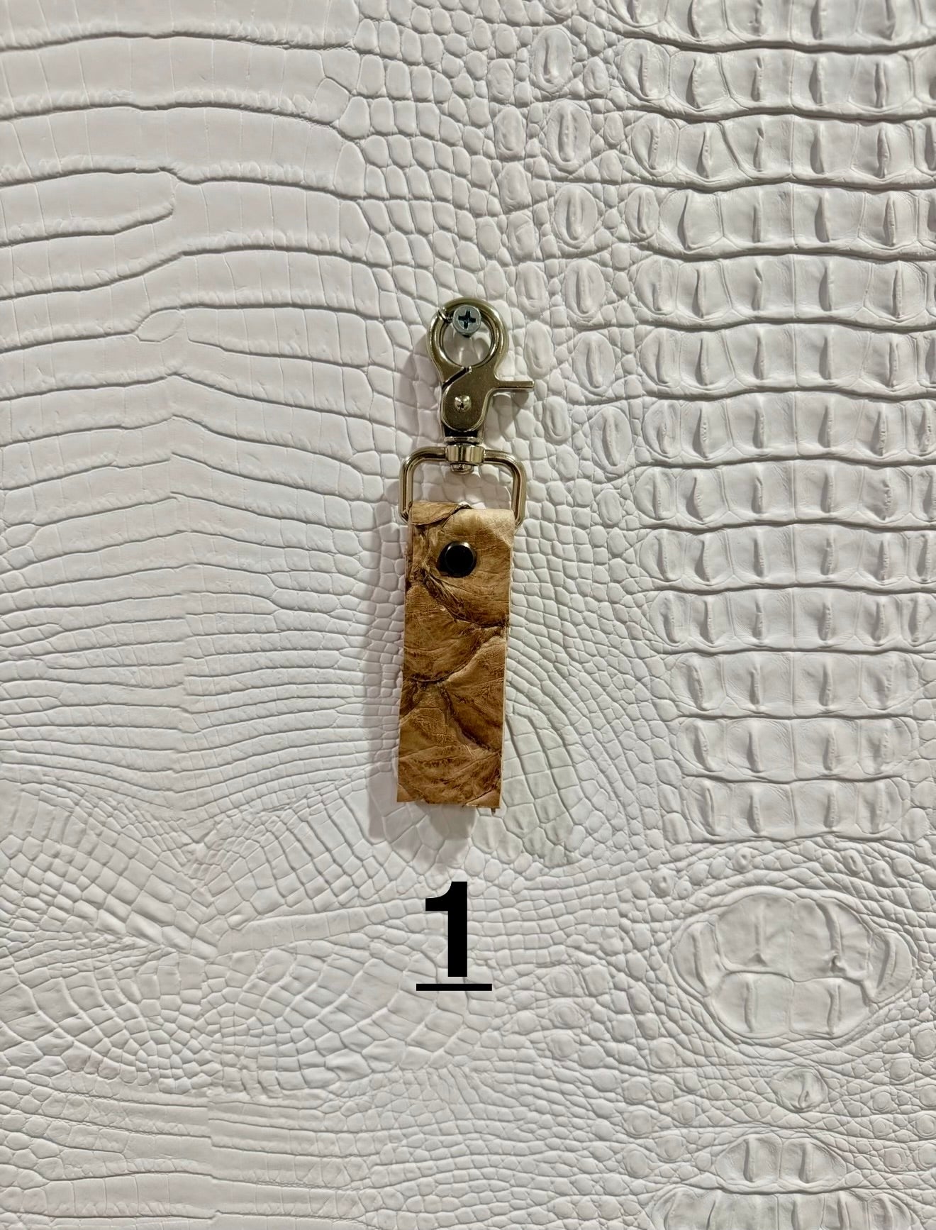 Pirarucu Fish Glove Clip (16 color options, 2 sizes)