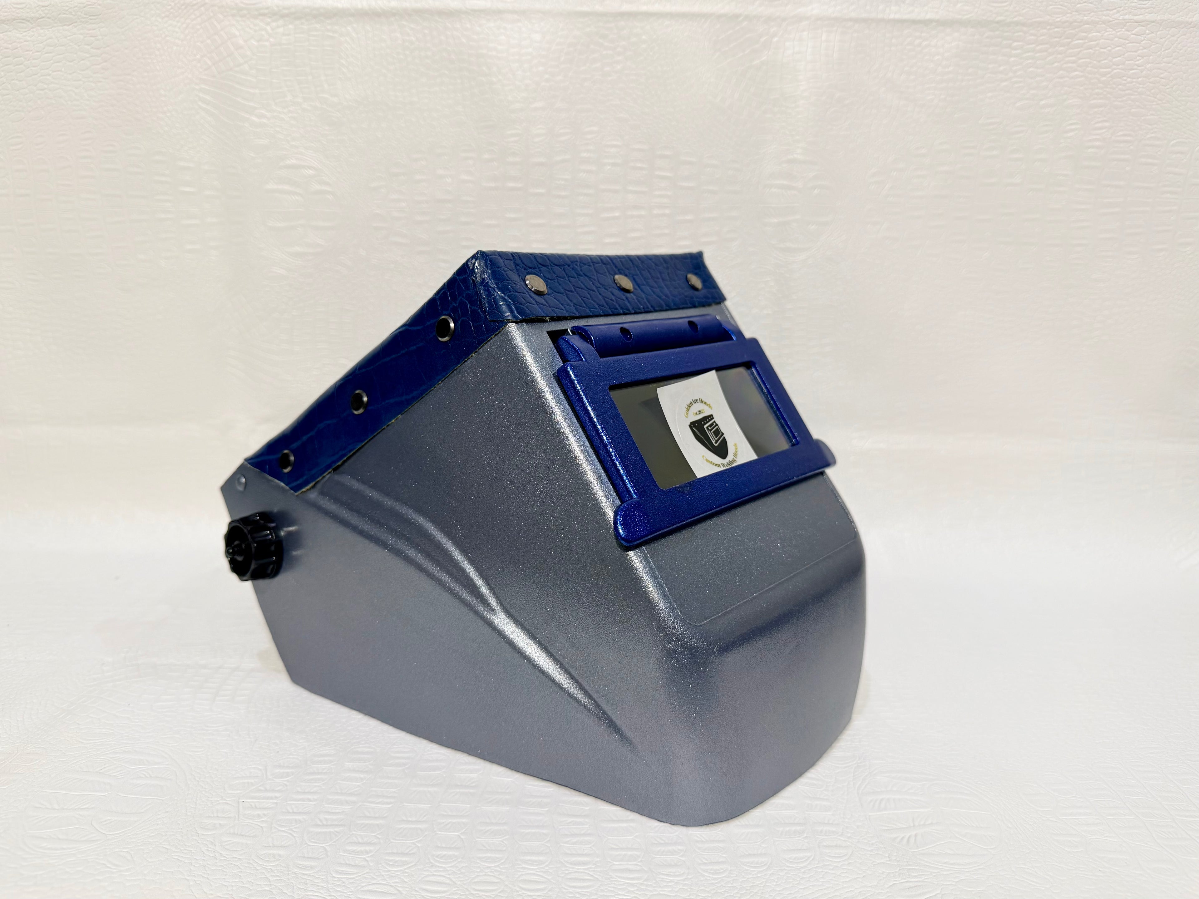 MTL. Silver Hood, MTL Blue Flip with Blue Gator