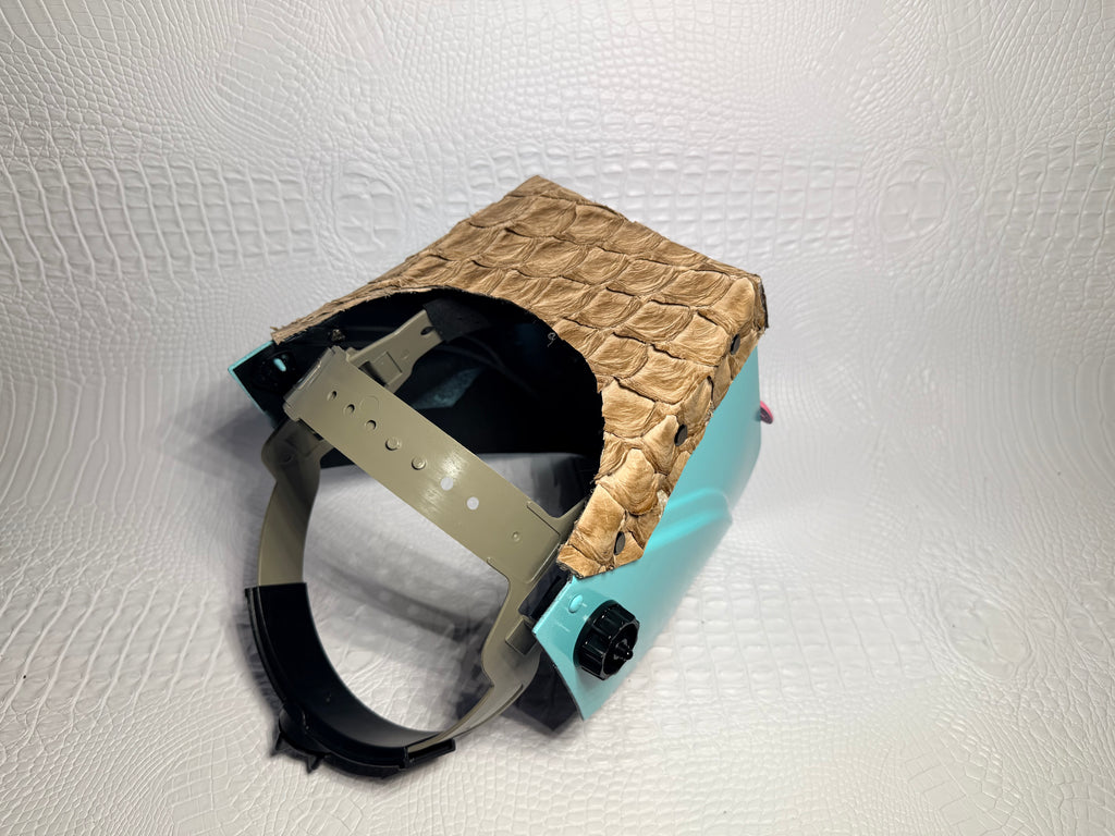 Hidden Sea Glass Hood, Sugar Pink Flip, Sesame Pirarucu